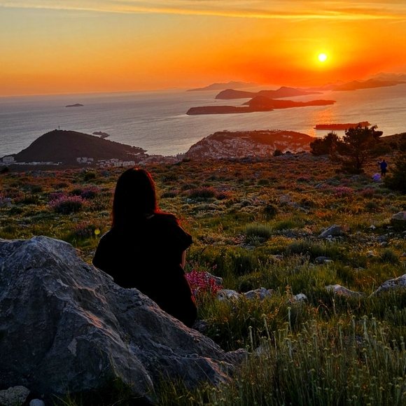 Meet your Posher, Andrea - Picture 1 of 1